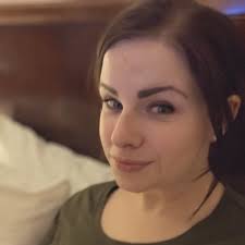 Cara Wells (@CaraWellio)