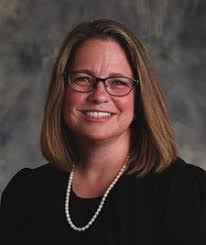 Dora Bentley's Instagram, Twitter & Facebook