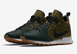 Nike Internationalist Mid Utility Olive 857937 300 Sneakernews Com Sneakers Men Fashion Sneakers Nike Internationalist