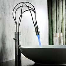 pin on robinet de lavabo