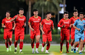 Trận đấu giữa tuyển việt nam vs indonesia sẽ diễn ra lúc 23h45 (giờ việt nam), trên sân al maktoum ở dubai, uae. Orv05uo3b3nbkm