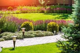A Good Commercial Landscape Design Can Alter The Look Of Your Commercial Space Commercial Landscape Design Commercial Landscaping Landscape Design
