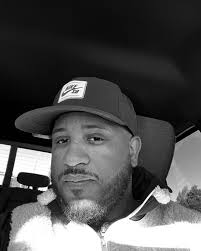 Chris Holliday (@hollidaychris) • Instagram photos and videos