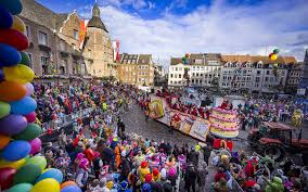 Rosenmontag Düsseldorf 2024: Diese Partys finden heute statt