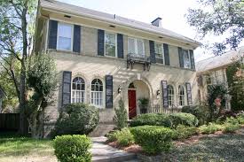 With 14 rooms and 6,154 square feet of living space, it's fair to say that the red brick georgian colonial house at 260 willow street in southport is a graceful giant, and it does sit near. Home Styles In Savannah Ga Team Callahan At Keller Williams Realty