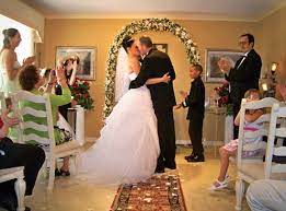 Small Wedding Intimate Wedding Wedding At Home Wedding Inside Wedding Reception At Home Small Intimate Wedding