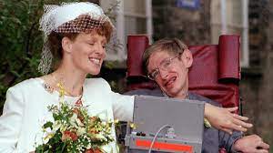 In 2003, nurses looking after hawking reported their suspicions to police that elaine was physically abusing her husband. Frauen Sind Fur Stephen Hawking Ein Unlosbares Ratsel Welt