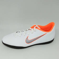 Kelme triton indoor futsal shoes (100% original) rm 139.00 : Laltro Giorno Illusione Punto Nike Futsal Shoes 2018 Attraente Bacino Tutti I Tipi Di