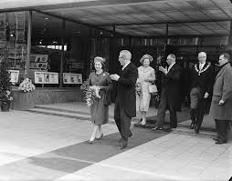 Prins filip als wandelende belgenmop. File Staatsbezoek Van Koningin Elizabeth Ii Van Engeland En Prins Philip Aan Nederla Bestanddeelnr 934 6208 Jpg Wikimedia Commons