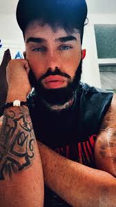 Mikey Martinez (@mikeymartinezx92)