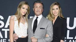 Binky) in manhattan, ny, usa geboren. Sistine Rose Stallone Sexy Sie Ist Sylvester Stallones Scharfste Waffe News De