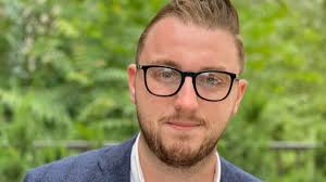 Meet the Students Behind the Piano in BYU's Ballet Studios