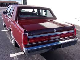 Image result for Maroon 1985 UMM