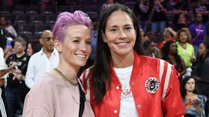 Jun 09, 2021 · playing with fellow puma spokesman rickie fowler (whose wife, allison, is a former pole vaulter), duplantis further revealed himself as typical of the relatively new golfer. Golfer Rickie Fowler Marries Fitness Model Allison Stokke On Beach