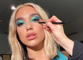 We did not find results for: 20 Stunning Blue Eyeshadow Looks