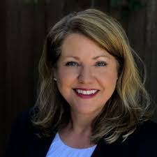 Ann Caples's Instagram, Twitter & Facebook