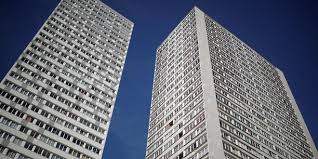 Lorsque vous repérez ou si vous êtes victime d'une arnaque à l'emploi, vous avez plusieurs possibilités pour la signaler Passoires Thermiques La Vraie Fausse Annonce De L Interdiction En 2023