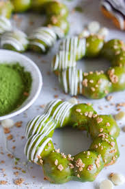 Pon de ring is made of tapioca flour, which makes it softer and more airy. Cv23gotus6ofgm