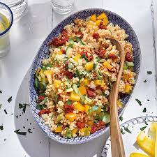 tomaten bulgur salat mit paprika rezept ww deutschland rezept in 2021 salate rezepte gesund gemusesalat leckere rezepte mit fleisch