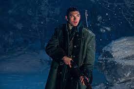 Shadow and bone star archie renaux in a recent interview revealed how his character mal has been an inspiring one and fans could learn a lot from it. Shadow And Bone S Archie Renaux Age Instagram Girlfriend And More