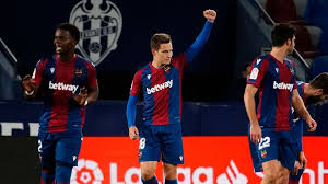 Match atletico madrid vs levante results and live score on footlive.com. Watch Jorge De Frutos Scores From The Halfway Line For Levante At Atletico Madrid Football Espana