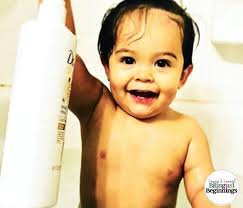 Baby rashes and skin care home. Baby Bath Time Tips Bilingual Beginnings