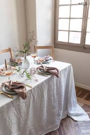 Minimalista Husveti Asztaldekorok Tipp Table Settings Everyday Linen Table Settings White Table Settings
