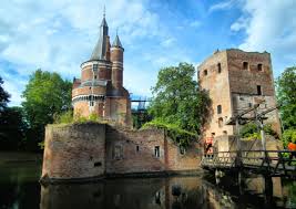 Saint nicholas, i guess, gets to your room through the pipes and electrical wires. A Guide To 11 Breathtaking Castles In The Netherlands Dutchreview
