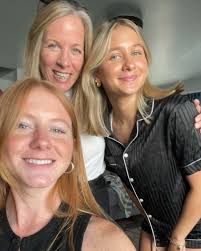 Sam Crowley (@everydayissaturday) • Instagram photos and videos