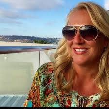 Roxanne Larson's Instagram, Twitter & Facebook