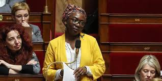 Le directeur de la rédaction. Valeurs Actuelles Ce N Est Pas Un Texte Raciste Le Point