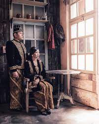 Secara administratif, cemoro sewu sudah masuk kabupaten magetang, jawa timur. Kumpulan Foto Prewedding Adat Jawa Tengah Toprewed