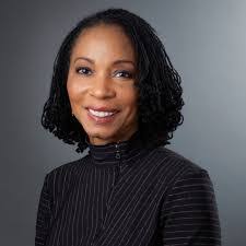 Betsy Mckay's Instagram, Twitter & Facebook