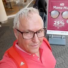 Legendary diver passes away at 86