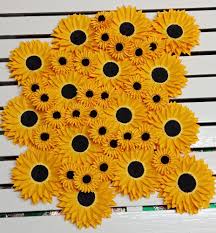 Sunflower room sunflower kitchen decor sunflower decorations sunflower bathroom modern vintage homes vintage home decor cheap home decor diy home decor gothic living rooms. Paper Sunflower Backdrop For Wedding Birthday Christening Room Decoration Etc Lazada Ph