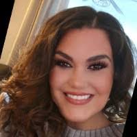 Jennifer Dewolf's Instagram, Twitter & Facebook