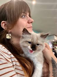 A huge THANK YOU to everyone who made Monday night's sold-out event at  Fired Up Studio such a purr-fect success! It was wonderful meeting so many  fellow cat lovers — and Cherry