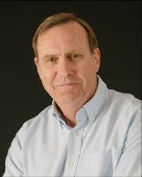 Tom Hanrahan's Instagram, Twitter & Facebook