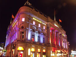 File:Piccadilly Circus, London - Ripleys Believe It Or Not! - at night  (6438566959) (2).jpg - Wikimedia Commons
