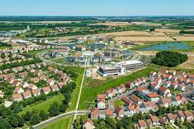 There are so many things to do, you may want to stay an extra week or so to experience them all. La Chambre Regionale Des Comptes Confirme Le Deficit De 716 500 De La Ville De Saint Pierre Du Perray Actu Essonne