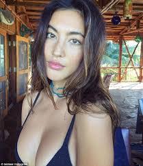 Leila Thomas's Instagram, Twitter & Facebook