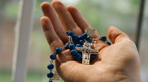 Felipe Aquino frisa papas que ajudaram a propagar a oração do Terço