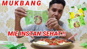 Akan sedikit lebih murah jika anda membeli per. Mukbang 5 Bungkus Mie Lemonilo Rasa Ayam Bawang Mie Kuah Sehat Youtube