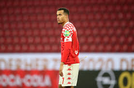 Robin quaison is 27 years old (09/10/1993). Southampton Four Soon Out Of Contract Forwards Saints Could Target Page 3