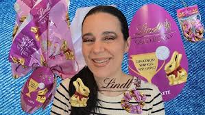 LET'S OPEN EMILY'S EASTER EGG IN PARIS TOGETHER #easter #egg #paris