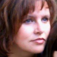 Andrea Stalker's Instagram, Twitter & Facebook