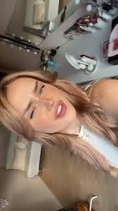 Aurora Ellis's Instagram, Twitter & Facebook