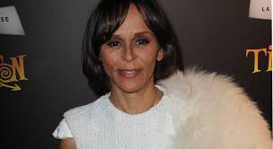 Christine Boisson d'"Emmanuelle" : elle revient sur sa tentative de suicide 