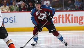 He is currently playing for the edmonton oilers of the national hockey league (nhl). Colorado Avalanche Stattet Barrie Mit Neuem Vertrag Aus