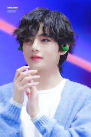 Bts butter version peaches v photocard kpop kim taehyung copy pc fotokarte bang. No One Absolutely No One Rocks Black Curly Hair Like Kim Taehyung V Swahili Seven